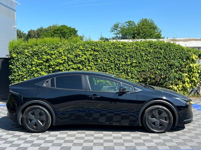 Image for 2024 Toyota Prius 1.8 HYBRID AUTO // DIGITAL CLUSTER // ADAPTIVE CRUISE CONTROL // TOP-DOWN VIEW CAMERA