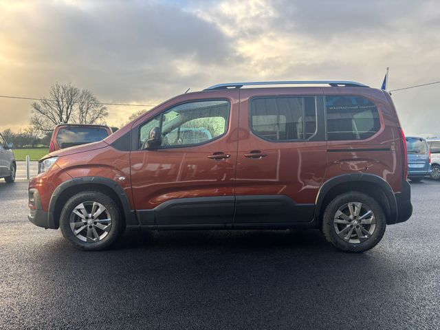 Image for 2022 Peugeot Rifter Wheelchair Accessible 