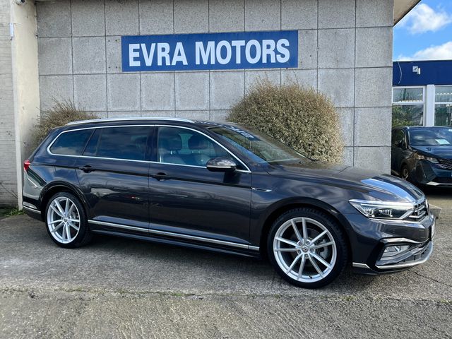 Image for 2021 Volkswagen Passat R-LINE ESTATE AUTOMATIC 2.0 DIESEL //HIGH SPEC//FULL LEATHER ELECTRIC HEATED SEATS//DRIVER MASSAGE SEAT//360 PARKING CAMERAS//KEYLESS ENTRY//