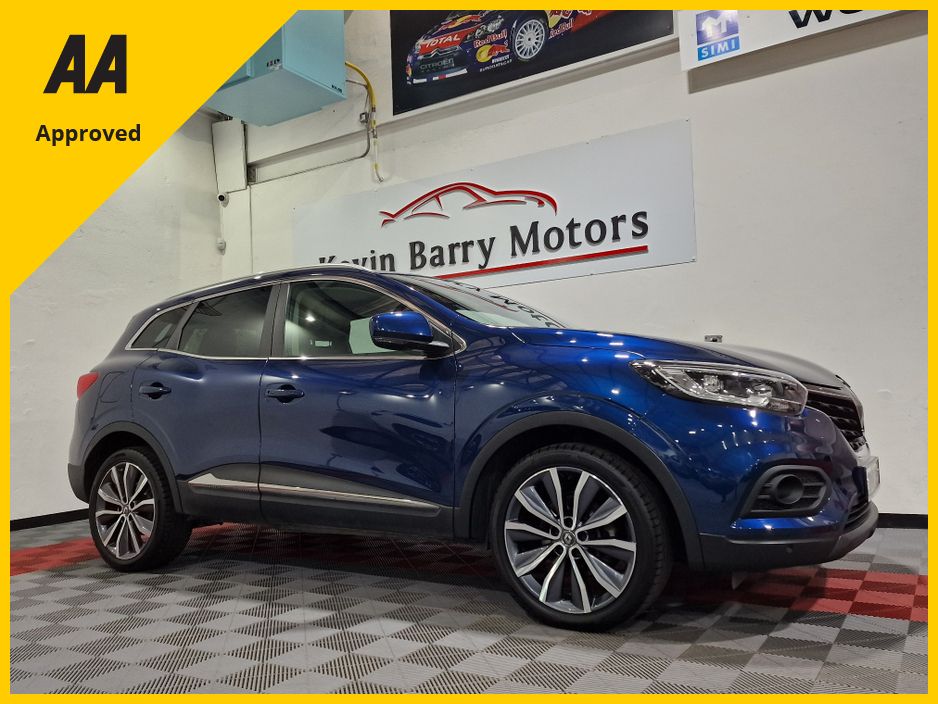 Image for 2020 Renault Kadjar 1.5DCi ICONIC 115BHP AUTOMATIC **ORIGINAL IRISH CAR / LOW MILEAGE / APPLE CARPLAY / CRUISE CONTROL / F&R PARKING ASSIST / HALF LEATHER / KEYLESS ENTRY / SAT NAV / REVERSE CAMERA**