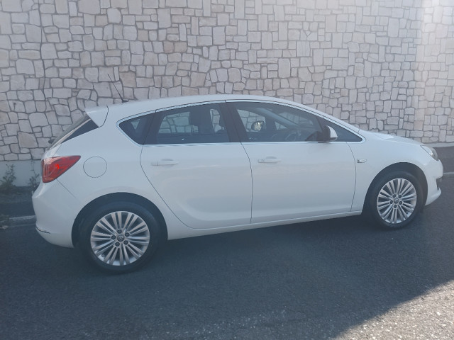 Image for 2015 Opel Astra Excite 1.6cdti 110PS ECO 5DR