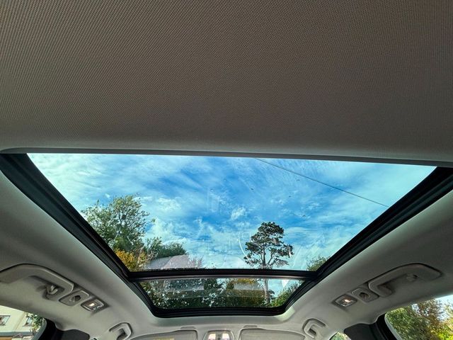 Image for 2024 Volvo XC60 T6 AWD PLUS PHEV SUNROOF