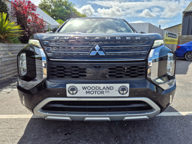 Image for 2022 Mitsubishi Outlander 2.4 PHEV / EXCEED TOP SPEC / 7 SEATER / TAX €140 ( 222 REG )