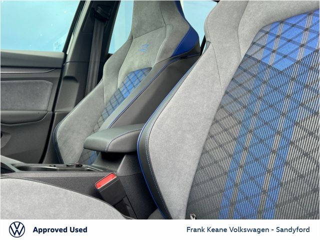 Image for 2025 Volkswagen Golf *R* *Black Edition* 2.0 TSI 333HP Automatic @Frank Keane Volkswagen South Dublin