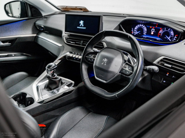 Image for 2022 Peugeot 5008 Allure 1.5 Diesel 130HP - 7 Seats