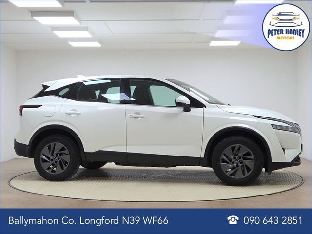 Image for 2023 Nissan Qashqai 1.3 PET MILD HYBRID SV