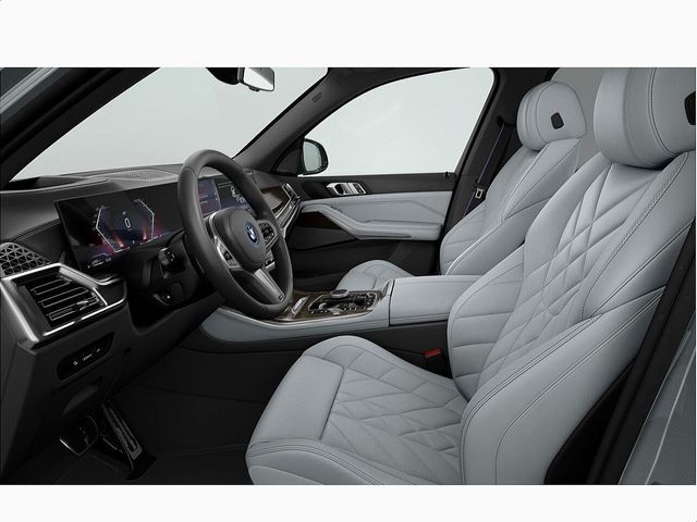 Image for 2025 BMW X5 xDrive50e M Sport