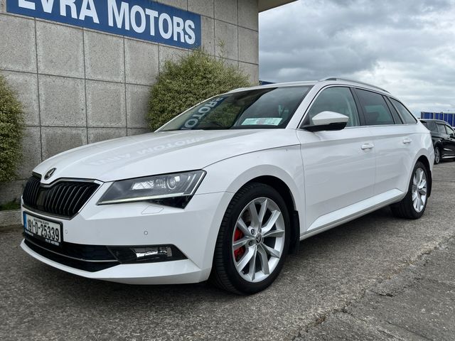 Image for 2019 Skoda Superb ESTATE COMBI STYLE AUTOMATIC 2.0 DIESEL 150BHP //HIGH SPEC//FULL LEATHER HEATED ELECTRIC SEATS//KEYLESS ENTRY//REVERSE CAMERA//SAT NAV//