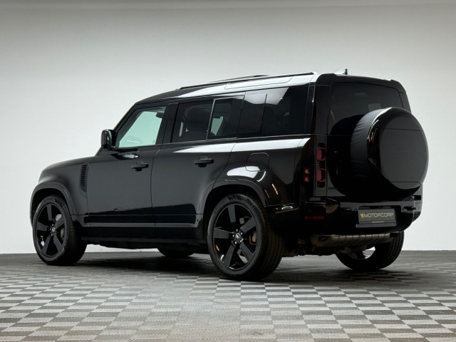 Image for 2025 Land Rover Defender HSE X-DYNAMIC 2.0 PHEV
