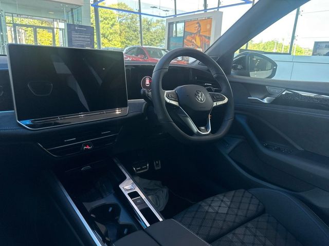 Image for 2026 Volkswagen Passat 2.0TDI DSG 150HP R-LINE
