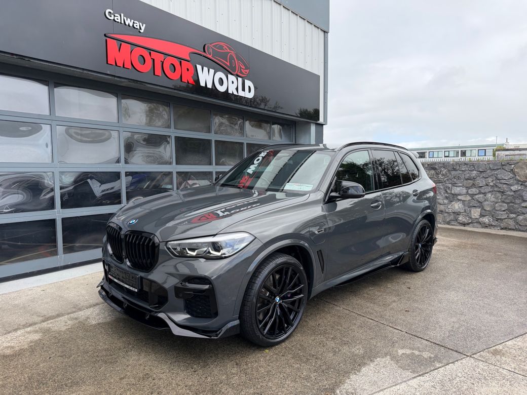 Image for 2023 BMW X5 XDRIVE45E M SPORT PRO& COMFORT & TECH PLUS