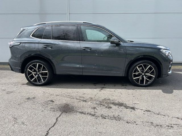 Image for 2025 Volkswagen Tiguan Tiguan R-Line 1.5Tsi Phev eHybrid 272 DSG 19.7 kWh Auto 2WD Start/Stop