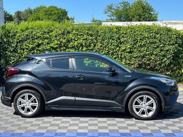 Image for 2019 Toyota C-HR 1.8 HYBRID AUTO // DUAL ZONE CLIMATE CONTROL // ADAPTIVE CRUISE CONTROL // 18" ALLOYS