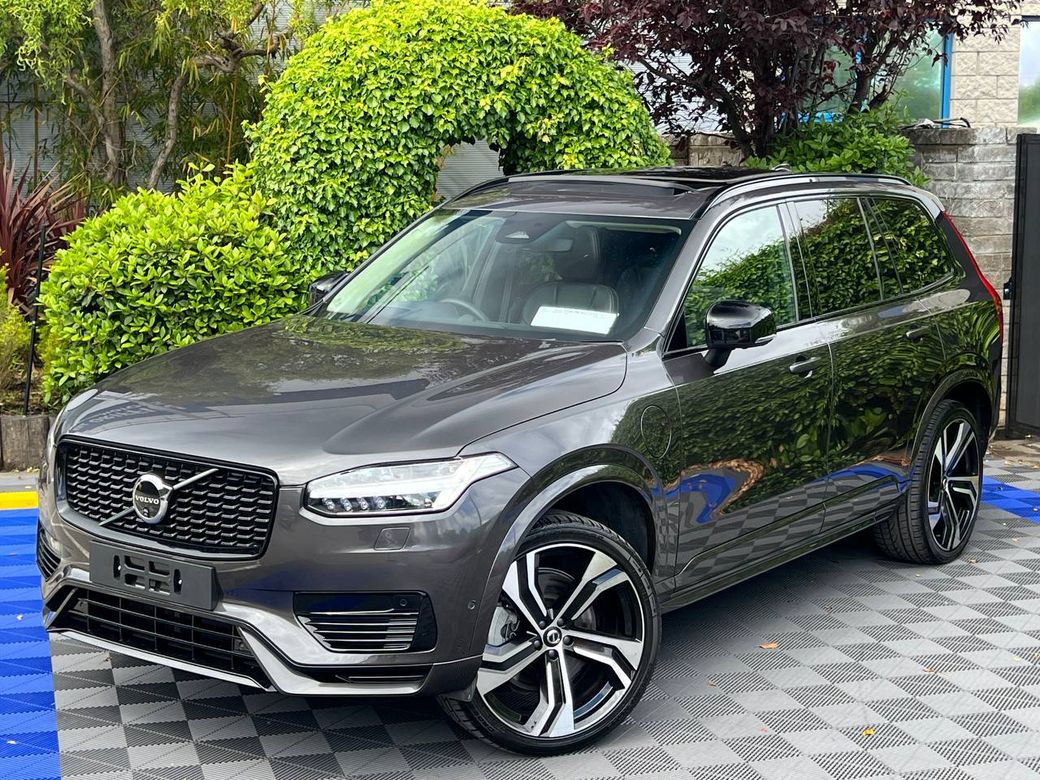 Image for 2024 Volvo XC90 T8 ULTIMATE DARK 2.0 HYBRID ** MASSIVE SPEC ** 7-SEATER // PANORAMIC SUNROOF // LEATHER COOLED HEATED & POWERED SEATS // HEADS-UP DISPLAY