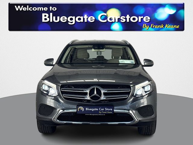 Image for 2017 Mercedes-Benz GLC Class 220 D 4MATIC EXCLUSIVE 5DR AUTO **BROWN AND CREAM LEATHER INTERIOR**FRONT HEATED SEATS**CD PLAYER**SEMI DIGITAL DASH**REVERSE CAMERA**PARKING SENSORS**INFOTAINMENT SCREEN**USB CHARGING PORTS**