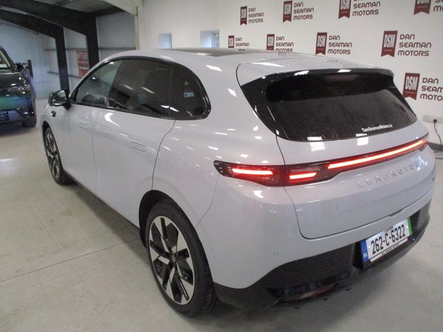 Image for 2026 Leapmotor B05 Design 67 1KWH 482KM 482KM