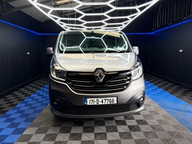 Image for 2017 Renault Trafic 