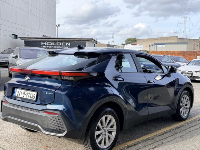 Image for 2024 Toyota C-HR Luna