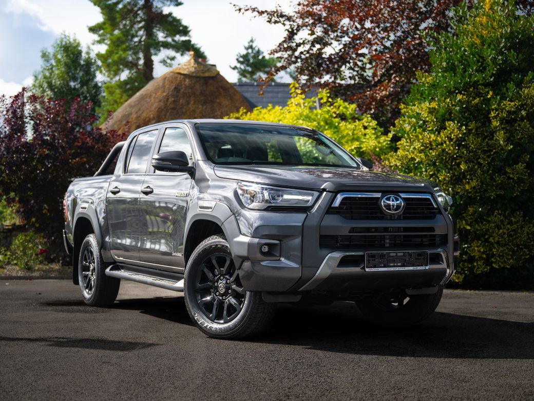 Image for 2025 Toyota Hilux INVINCIBLE X 2.8 Diesel Auto (Grey)