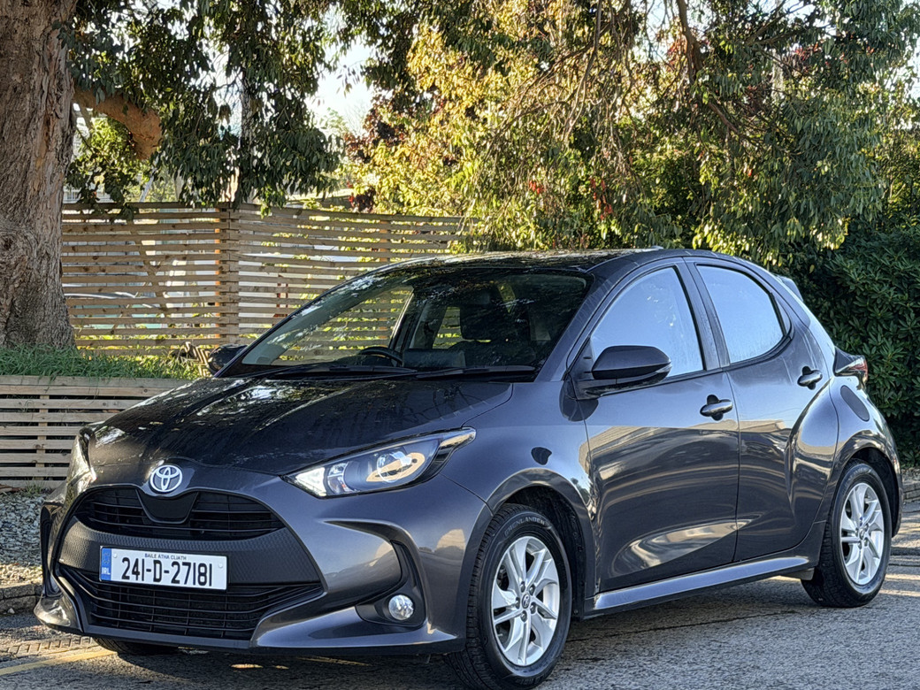 Image for 2024 Toyota Yaris Hybrid 1.5 Luna