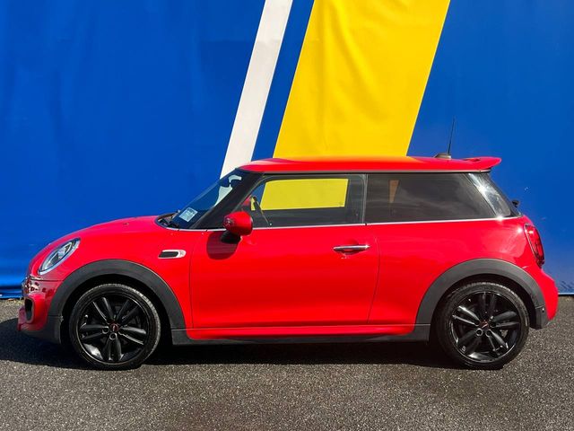 Image for 2021 Mini Cooper SPORT JOHN COOPER WORKS PACK 1.5 // SPORT INTERIOR // HEATED SEATS // CLIMATE CONTROL