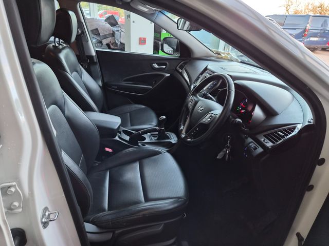 Image for 2015 Hyundai Santa Fe 4WD Executive 4DR