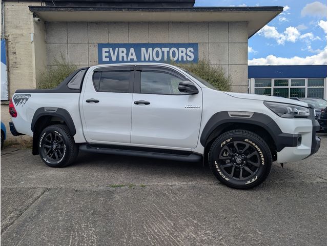 Image for 2024 Toyota Hilux Z 4WD REVO ROCCO EDITION AUTOMATIC 2.4 DIESEL//HIGH SPEC//VERY LOW MILES//360 PARKING CAMERAS//KEYLESS ENTRY//ADAPTIVE CRUISE CONTROL// 