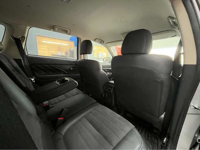 Image for 2019 Mitsubishi Outlander €19950 2019 MITSUBISHI OUTLANDER PHEV G LIMITED EDITION 2.4 AUTOMATIC / CRUISE CONTROL / REVERSE CAMERA / ELECTRIC MEMORY & HEATED SEATS / PADDLE SHIFTERS / HEATED STEERING WHEEL AND MORE