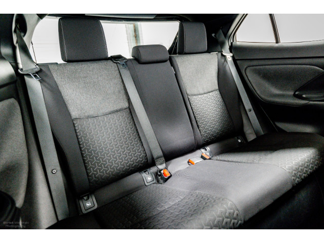 Image for 2022 Toyota Yaris Cross Luna Sport 1.5 Hybrid Auto 115HP 
