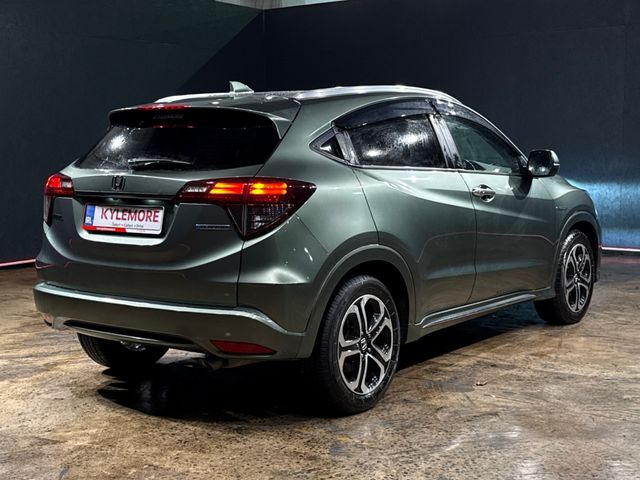 Image for 2020 Honda Vezel HYBRID 1.5L AUTOMATIC - REVERSE CAMERA - CRUISE CONTROL - HEATED SEATS - DIAMOND CUT ALLOY WHEELS