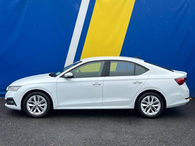 Image for 2021 Skoda Octavia AMBITION 1.0 TSI AUTO // APPLE CARPLAY/ANDROID AUTO // CRUISE CONTROL // NEW 2 YEAR NCT