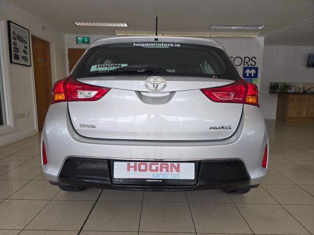 Image for 2014 Toyota Auris 1.4 D-4D Aura 5Dr H/B