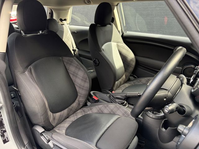 Image for 2016 Mini Cooper COOPER D 3DR MANUAL