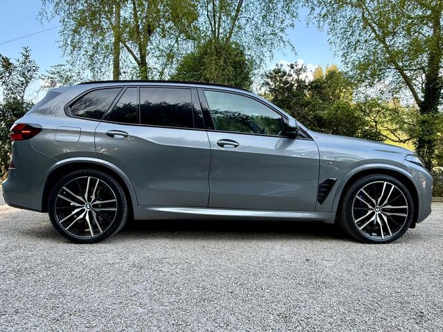 Image for 2025 BMW X5 50E M SPORT PRO *Tech Pack. Comfort Pack. Panoramic Sunroof.252*