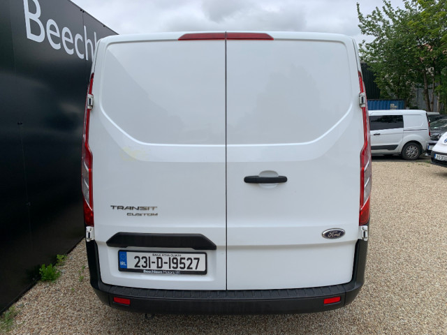 Image for 2023 Ford Transit Custom 2.0 TDCI 105 PS SWB VAN // PRICE EXCL. VAT // DOCUMENTED SERVICE HISTORY // 02/27 CVRT // ONE OWNER // 