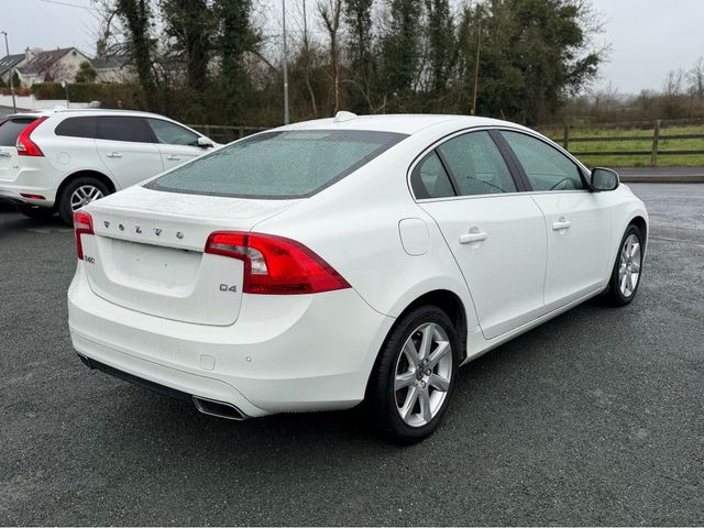Image for 2016 Volvo S60 2.0 D4 SE DYNAMIC PLUS DIESEL AUTOMATIC // TINY KMS // MASSIVE SPEC // FULL HEATED LEATHER // REVERSING CAMERA // CRUISE CONTROL // LANE ASSIST // COLLISION WARNING SYSTEM // UPGRADED SPORT ALLOYS