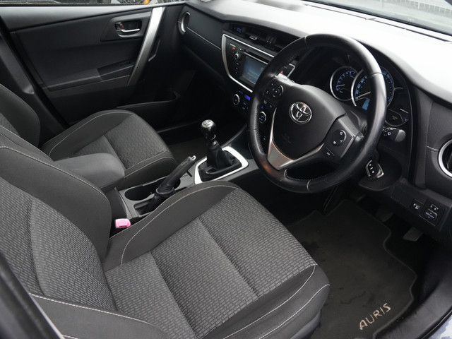 Image for 2014 Toyota Auris 1.3 Petrol Manual 5DR SOL