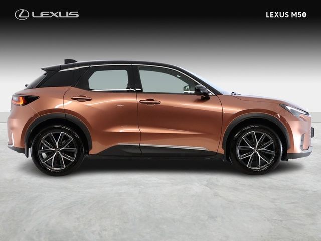 Image for 2025 Lexus LBX Emotion