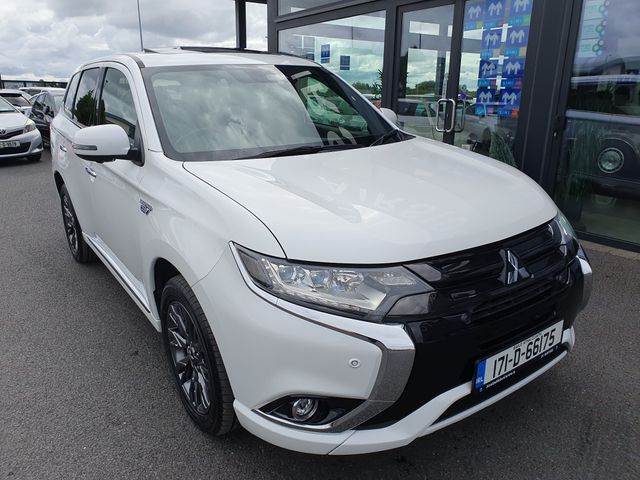 Image for 2017 Mitsubishi Outlander SUNROOF * S EDITION * LEATHER * PLUG-IN HYBRID * 2.0 PHEV