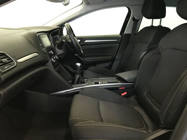 Image for 2019 Renault Megane 1.3 TCe 140 GPF ICONIC