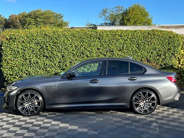Image for 2020 BMW 3 Series 330e M-SPORT COMPETITION 2.0 HYBRID // LEATHER HEATED SEATS // NEW 20" M3 ALLOYS // DIGITAL DASH