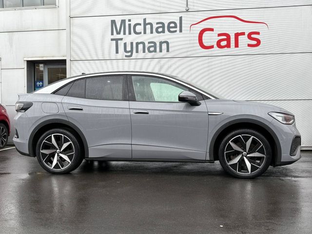 Image for 2022 Volkswagen ID.5 Style Pro 77kwh, Panoramic Roof, 20" Alloys, CarPlay, Camera, Climate Control - First Registered in December 2022 - Trade in Price €30, 444