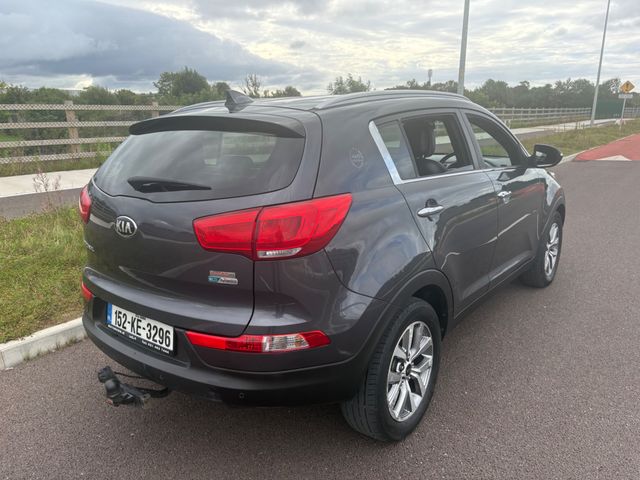 Image for 2015 Kia Sportage 1.7D Bluetooth, Touch Screen Infotainment System, Rear Parking Sensors, Full Service History, Heated Seats