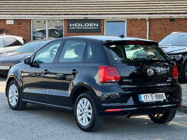 Image for 2017 Volkswagen Polo Rear Camera. 2 Keys