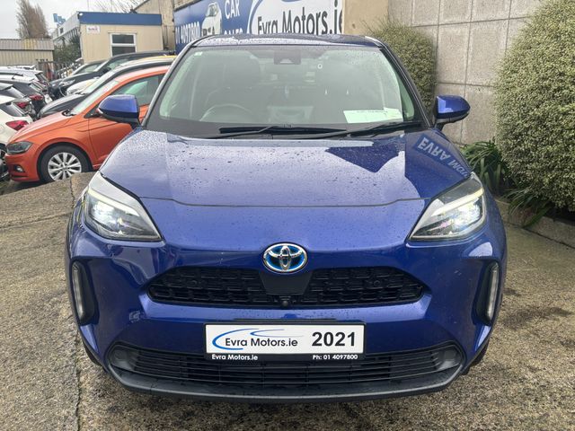 Image for 2021 Toyota Yaris Cross Z HYBRID AUTOMATIC 1.5 PETROL //MASSIVE SPEC//HALF LEATHER HEATED SEATS//KEYLESS ENTRY//360 PARKING CAMERAS//