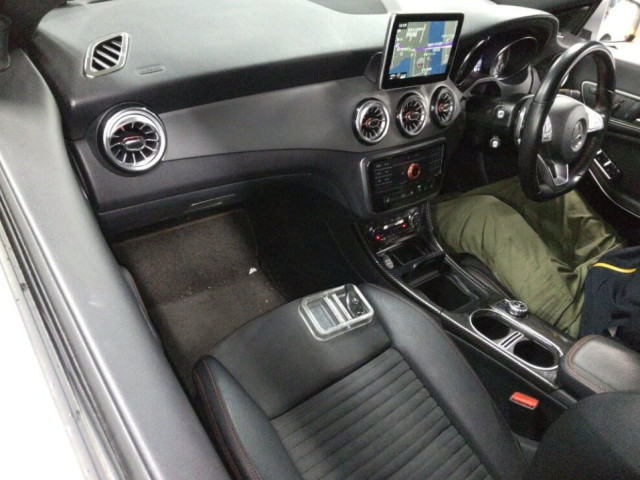 Image for 2016 Mercedes-Benz CLA Class 1.6 Petrol Auto