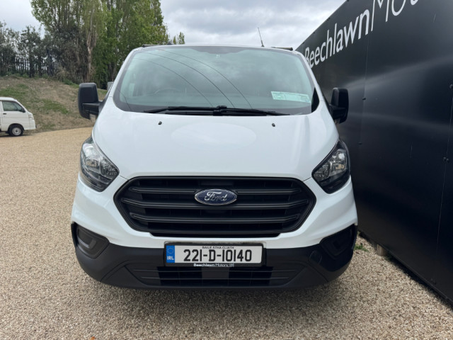 Image for 2022 Ford Transit Custom 2.0 TDCI 105 PS LWB VAN // PRICE EXCL. VAT // ONE OWNER // GREAT CONDITION // DOCUMENTED SERVICE HISTORY // 01/27 CVRT // 
