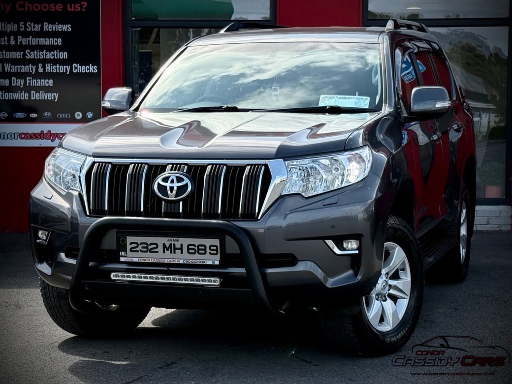 Image for 2023 Toyota Landcruiser LWB Comm AUTOMATIC / // VAT INVOICE // SAME DAY FINANCE 