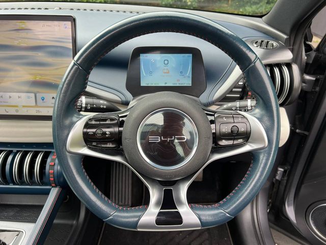 Image for 2024 BYD Atto 3 DESIGN // OPENING PAN ROOF // APPLE CARPLAY/ANDROID AUTO // LEATHER POWERED & HEATED SEATS 