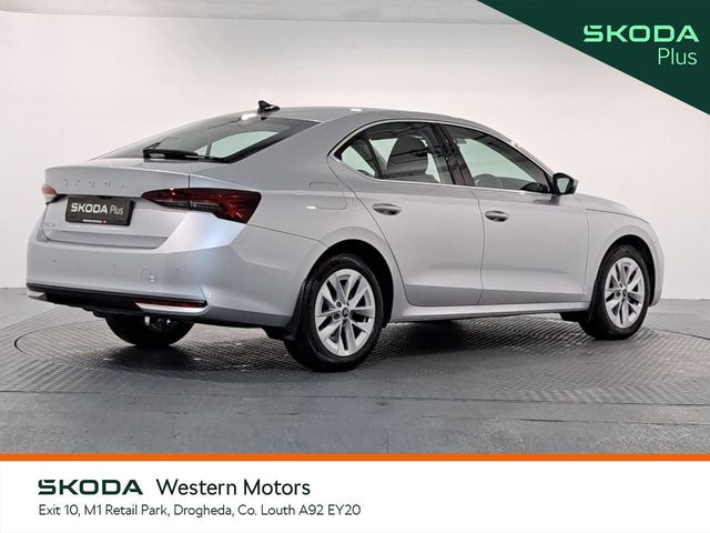 Image for 2025 Skoda Octavia CARistmas Offer was €34, 995 now €33, 995 